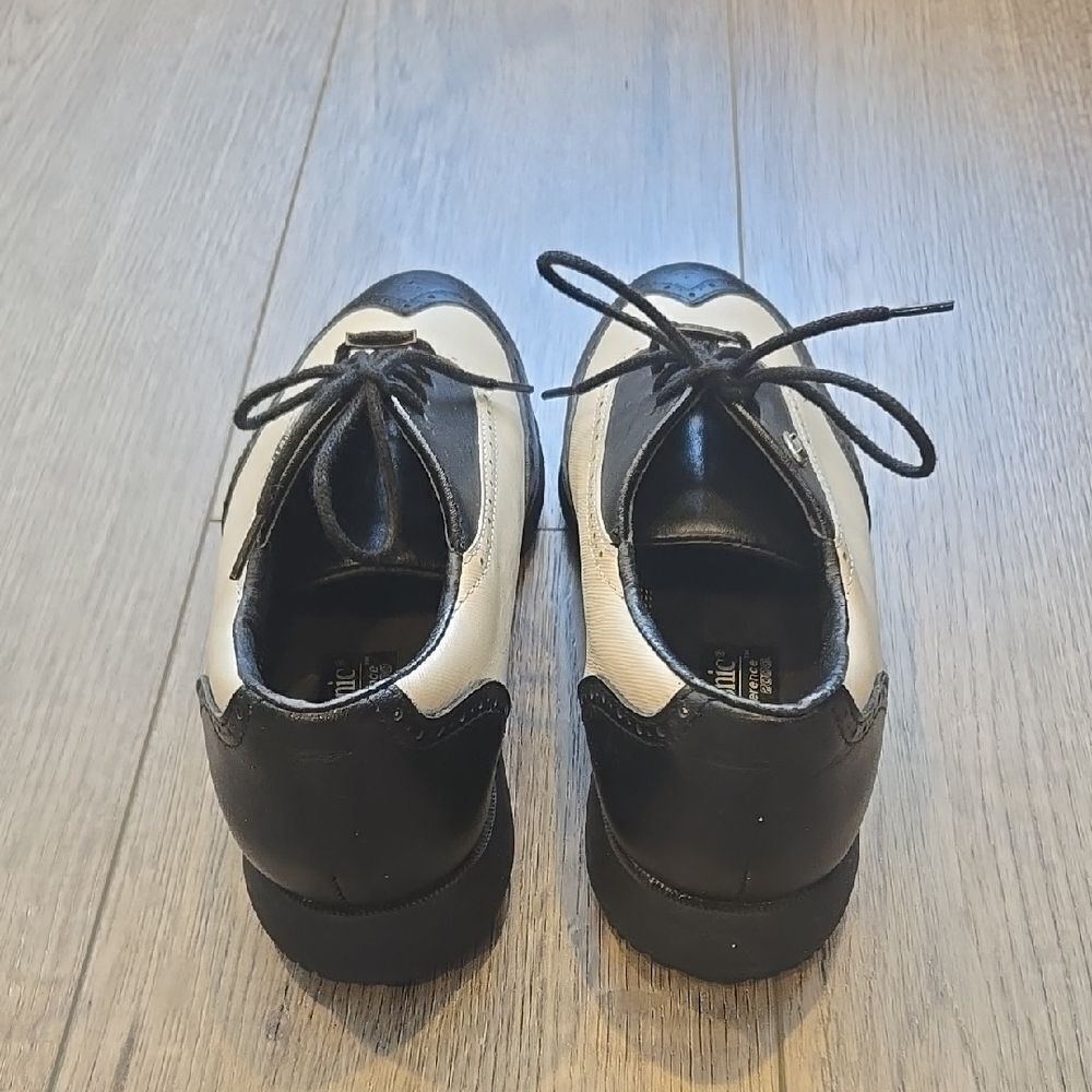 WOMENS Black and White Oxford Shoes - Picture 4 of 7
